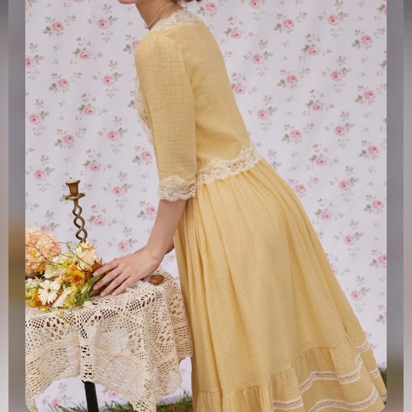 Yellow Lace-Trim Midi Dress with Cardigan - Picture 3 of 12